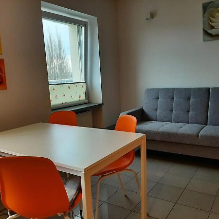코워브제크 Apartament Zosia 아파트 외부 사진