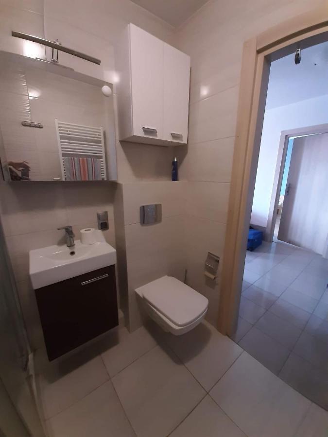 코워브제크 Apartament Zosia 아파트 외부 사진