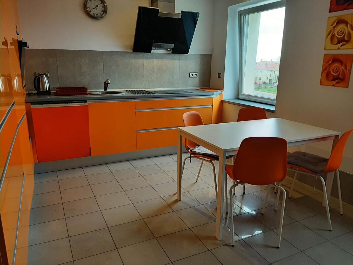코워브제크 Apartament Zosia 아파트 외부 사진